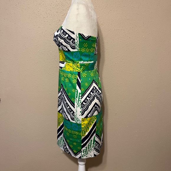 Sz 4 Trina Turk Green & Blue Strapless Sheath Mini Dress Mixed Pattern - Picture 7 of 17